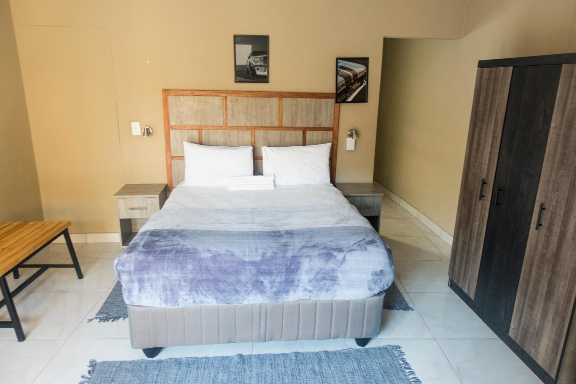Ondangwa Rest Camp Bed & Breakfast Ngoại thất bức ảnh