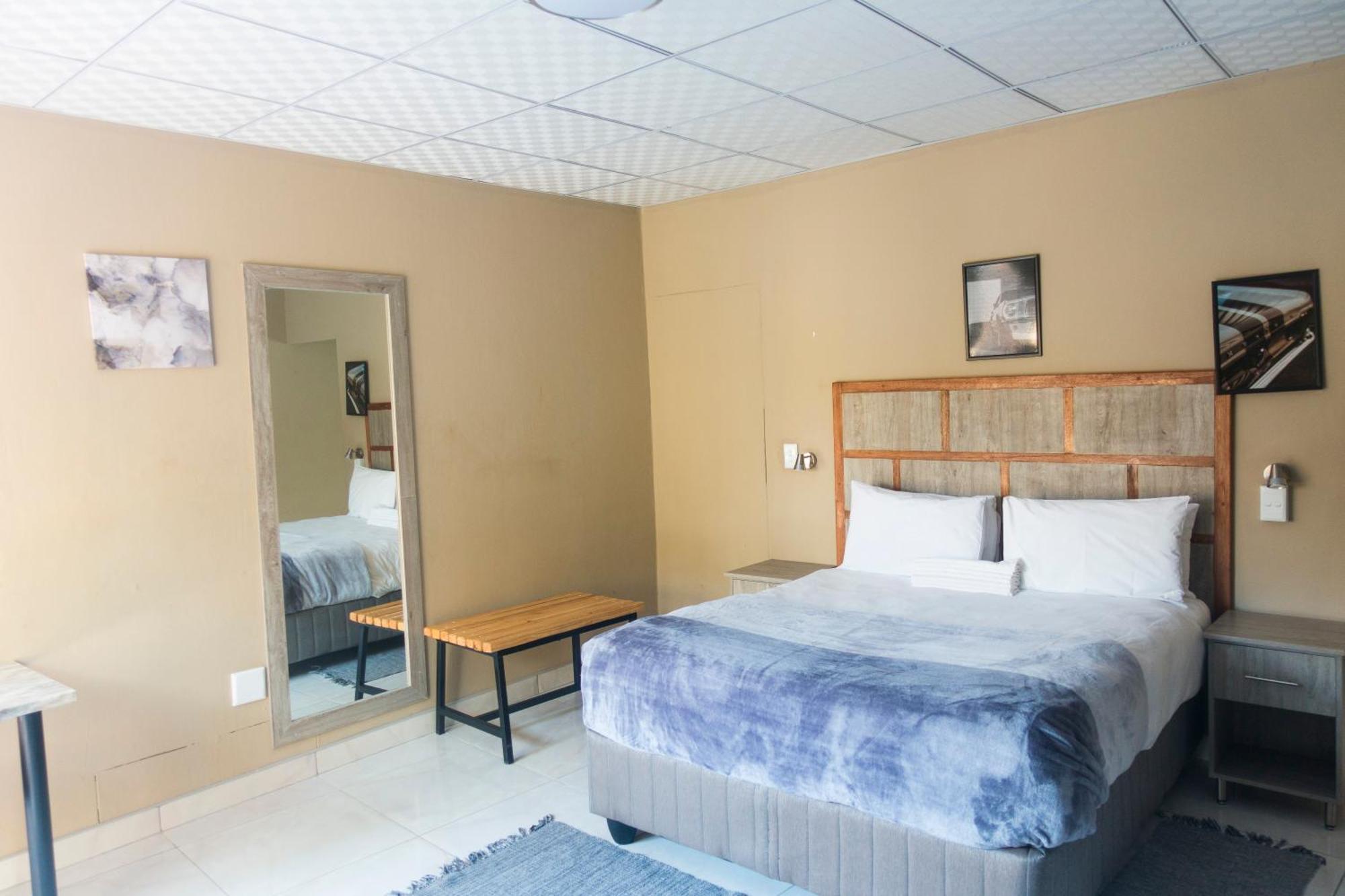 Ondangwa Rest Camp Bed & Breakfast Ngoại thất bức ảnh